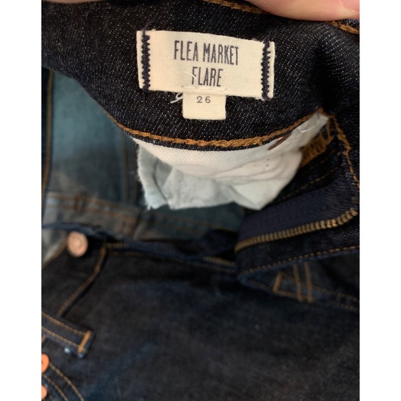 Madewell Flea Market Flare Jeans - Picture 2 of 3